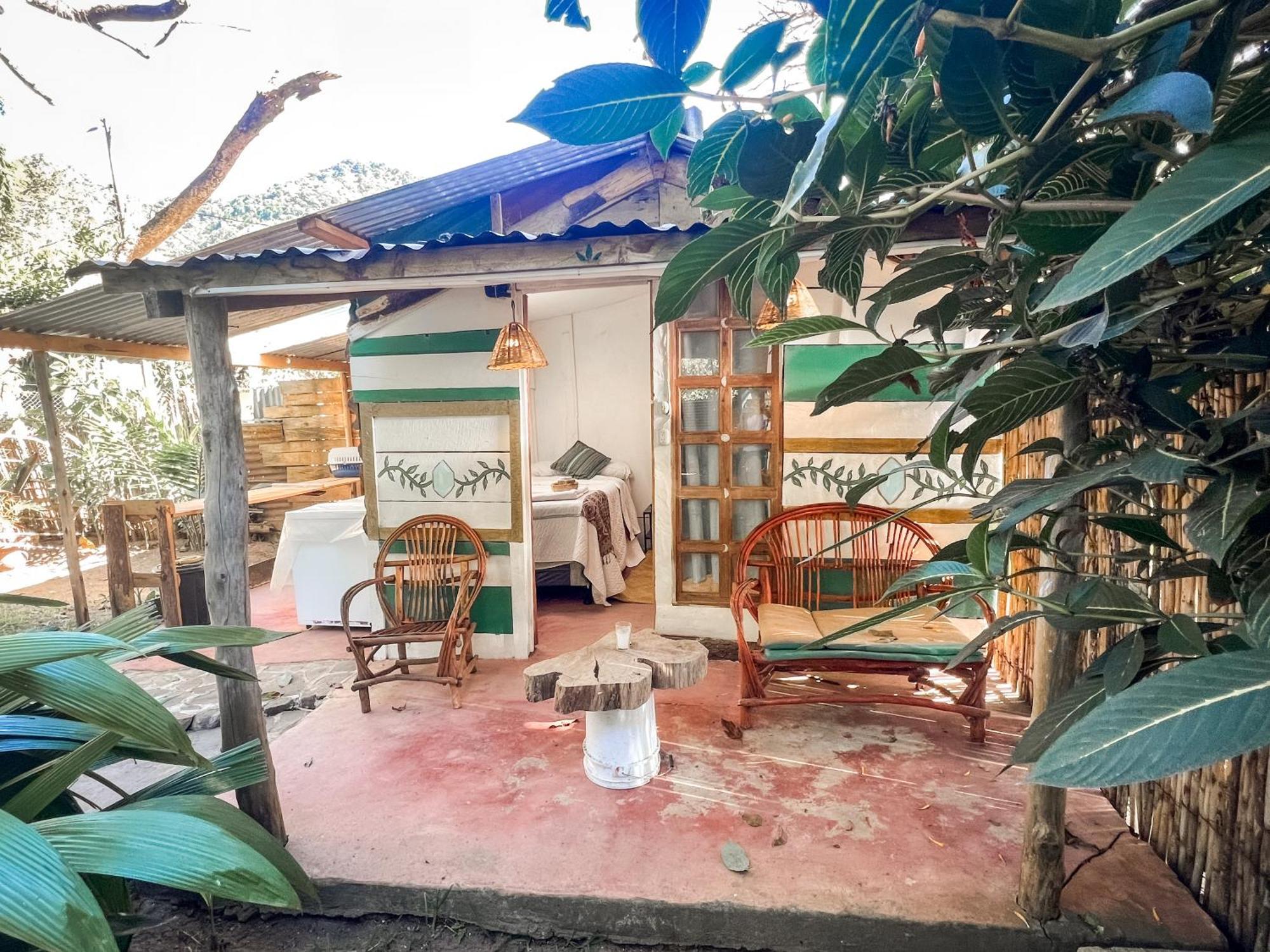Unicorn Reborn - Peaceful Rentals San Marcos La Laguna Exterior foto