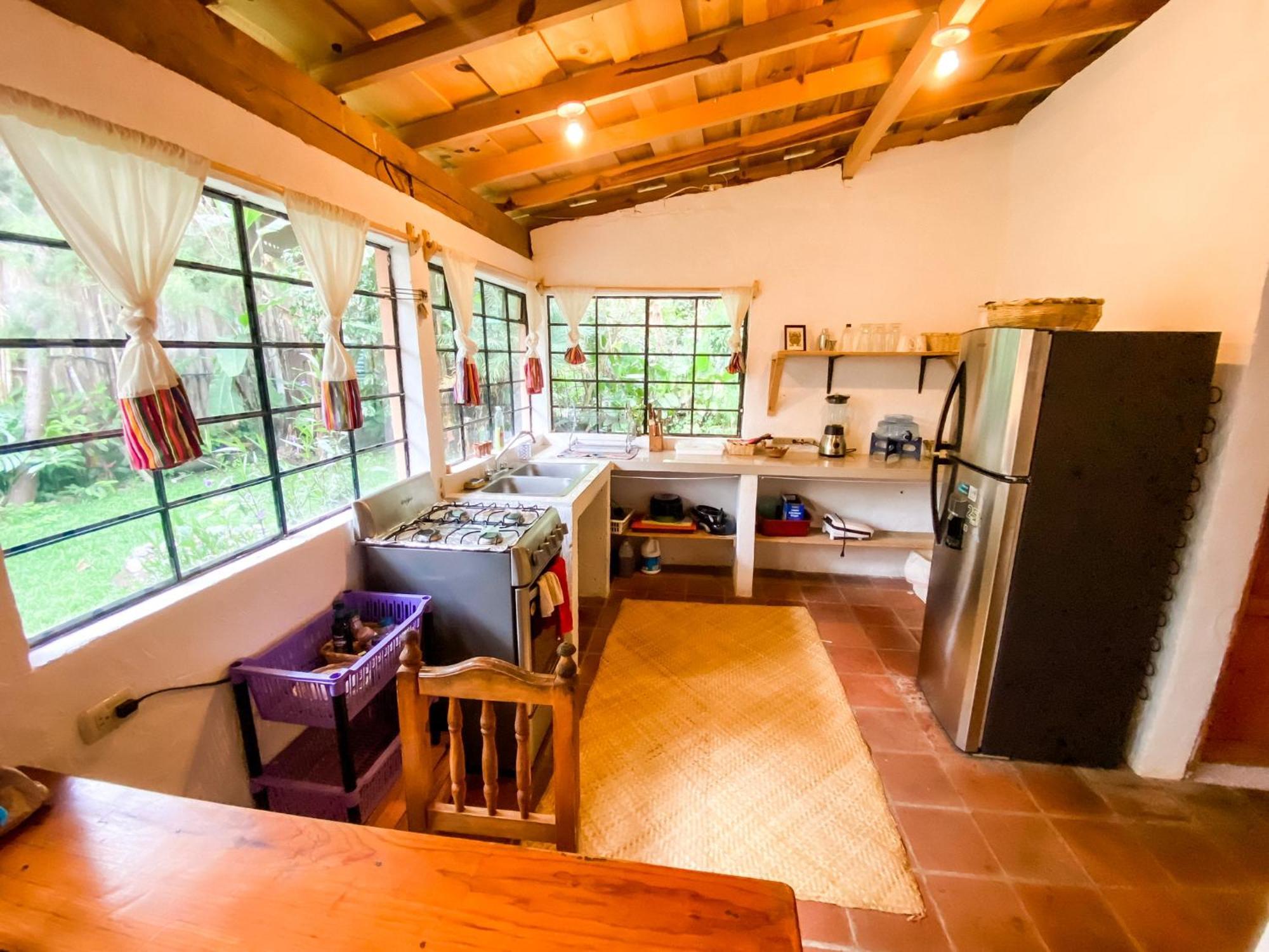 Unicorn Reborn - Peaceful Rentals San Marcos La Laguna Exterior foto